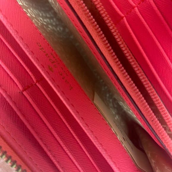 Kate spade pineapple wallet - Picture 5 of 8